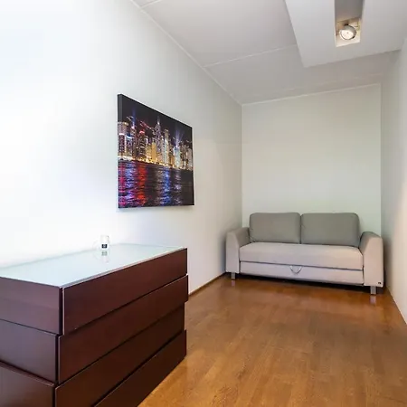 Cozy Right In Centre *